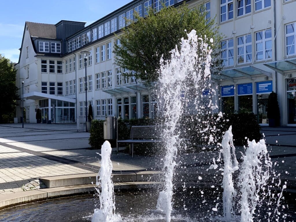 Rathaus Bergneustadt im Sommer 2020