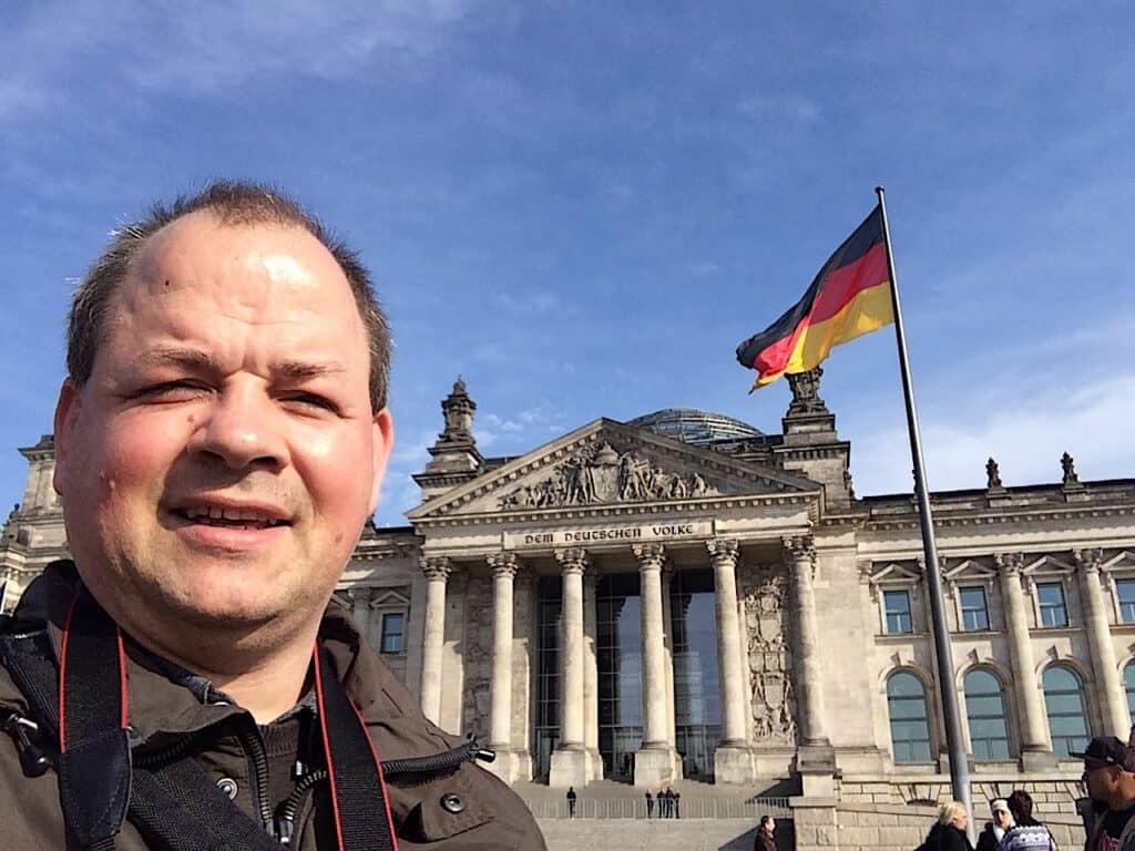 Demokratie und Demokratieverständnis: Konflikte und Streit gehören dazu! - Archivbild: Sven Oliver Rüsche März 2015 am Reichstag Berlin.